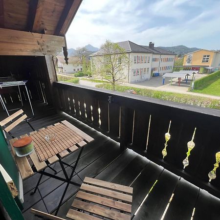 Gemuetliche Dachgeschosswohnung Mit Balkon Ainring Buitenkant foto