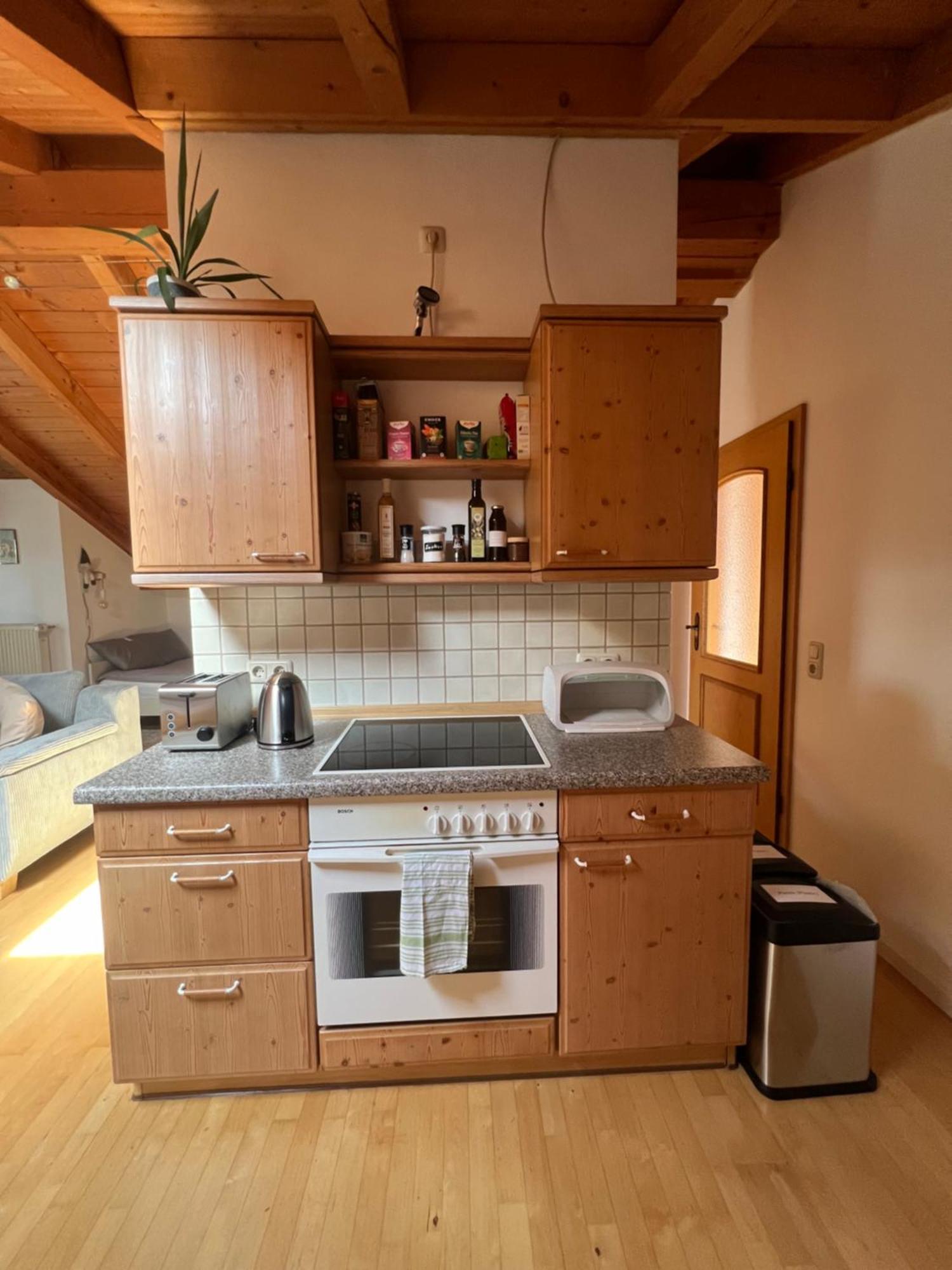 Gemuetliche Dachgeschosswohnung Mit Balkon Ainring Buitenkant foto