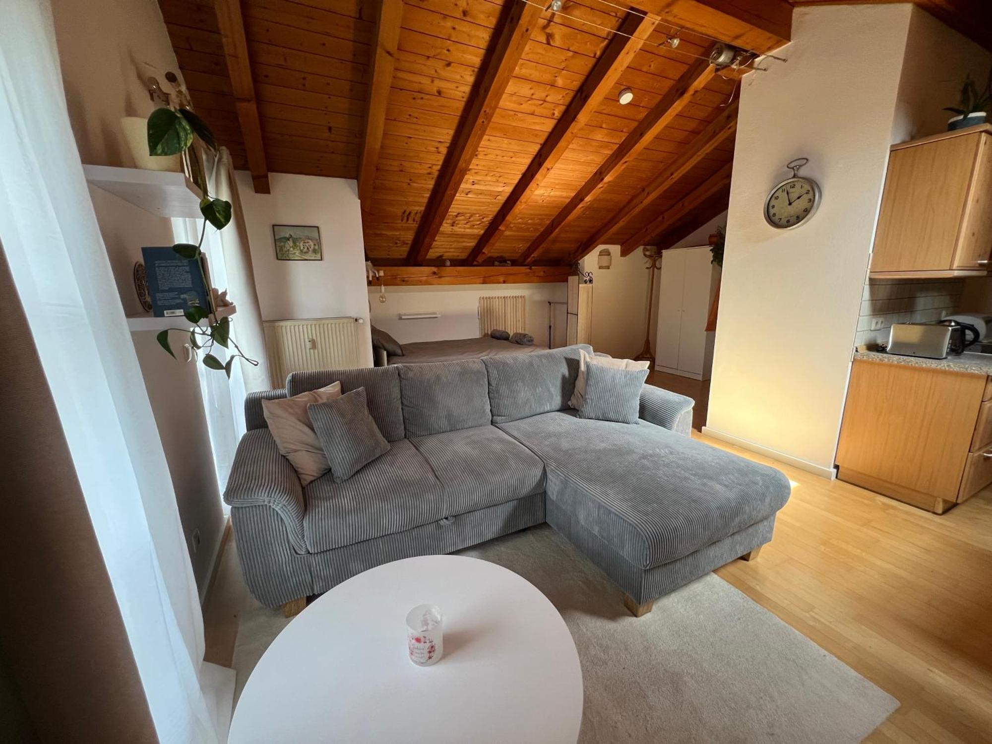 Gemuetliche Dachgeschosswohnung Mit Balkon Ainring Buitenkant foto